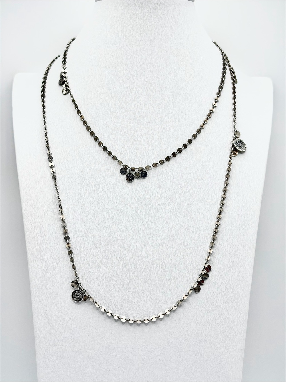 Silpada Festive Glittering Sterling Silver CONFETTI 46” Disc & Charm Necklace - Picture 2 of 15